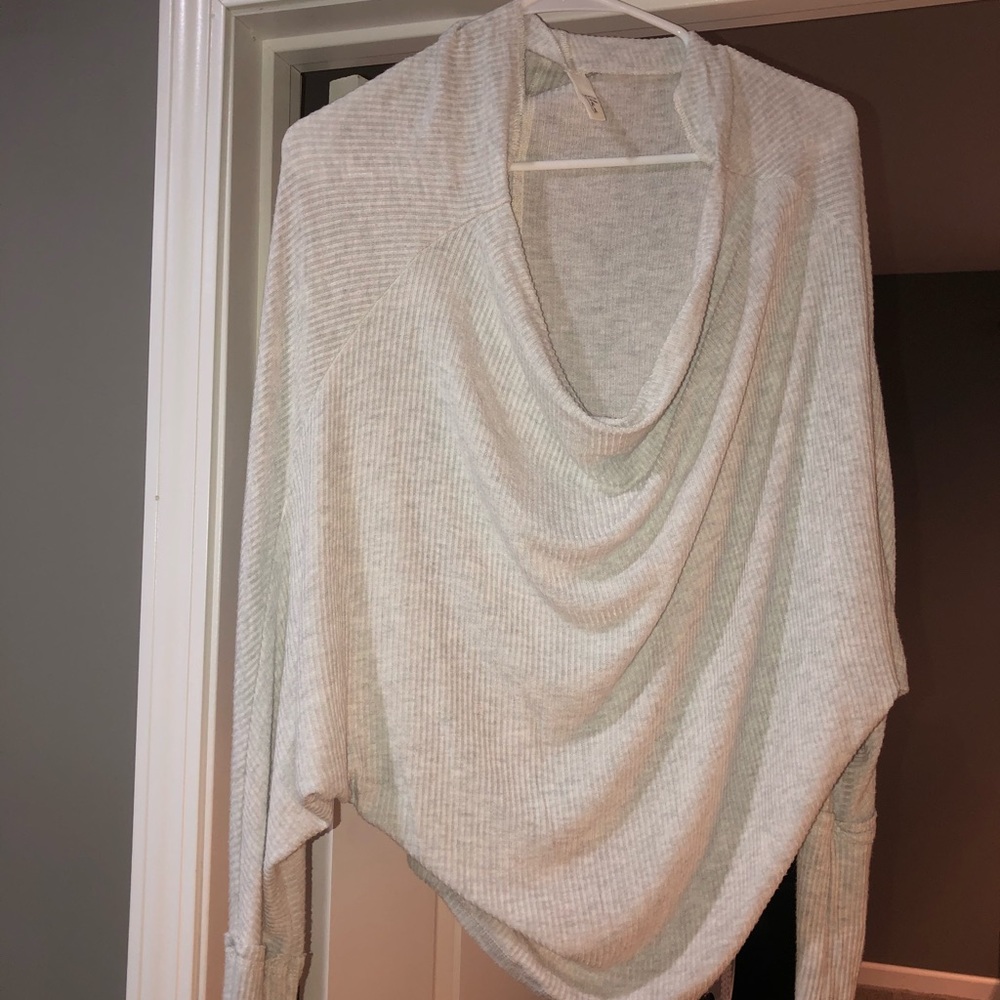 Slouchy cowl neck long sleeve knit shirt